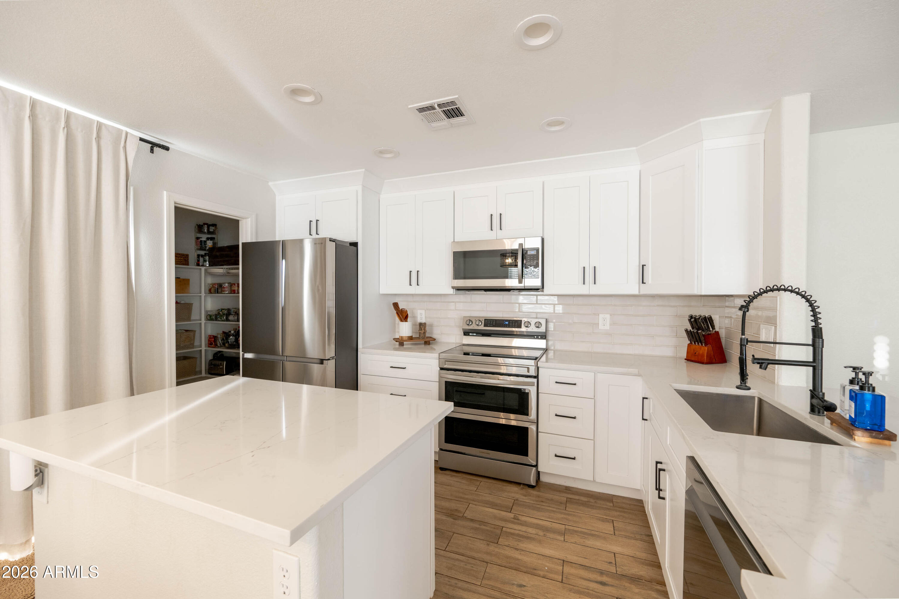 1014 S Slater Circle