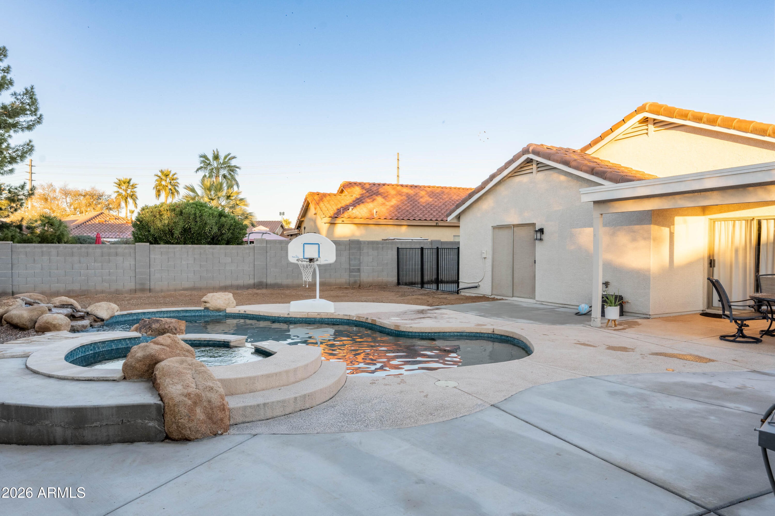 1014 S Slater Circle