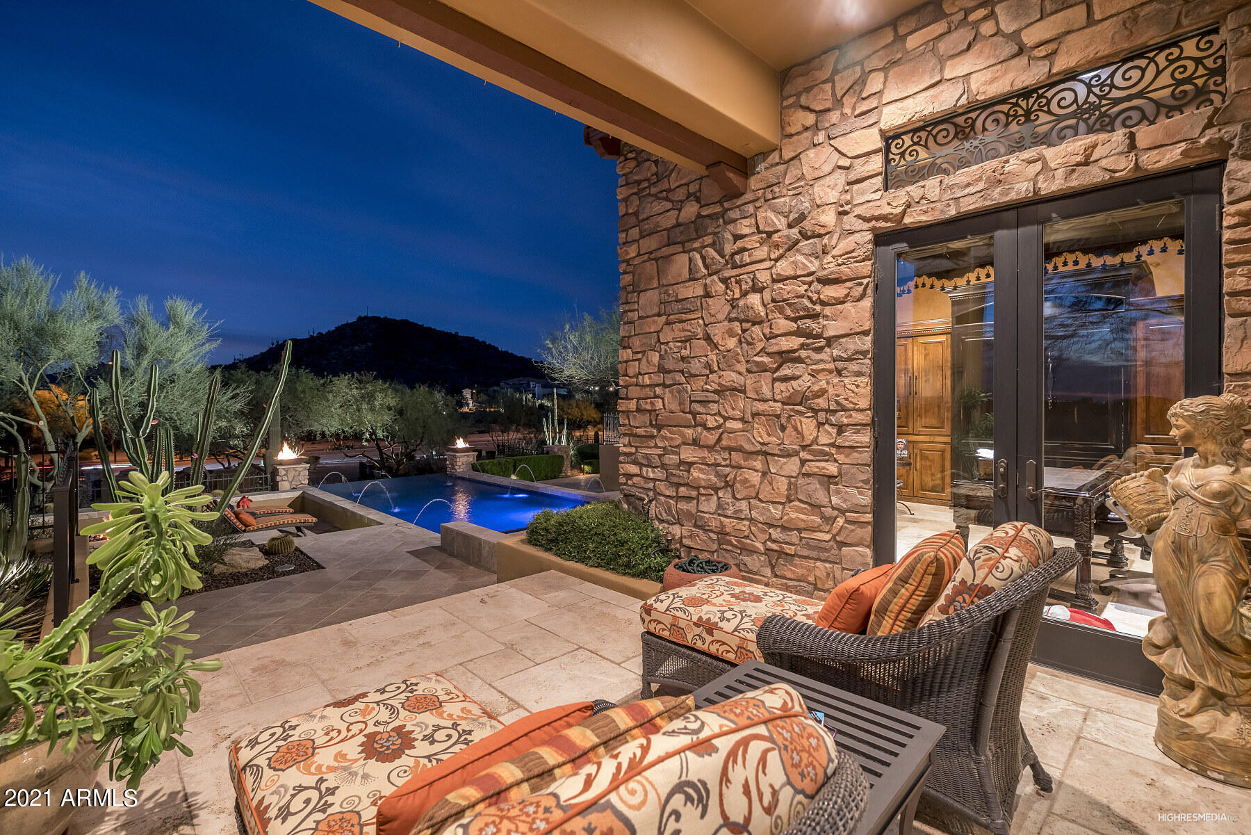 LAS SENDAS - Residential