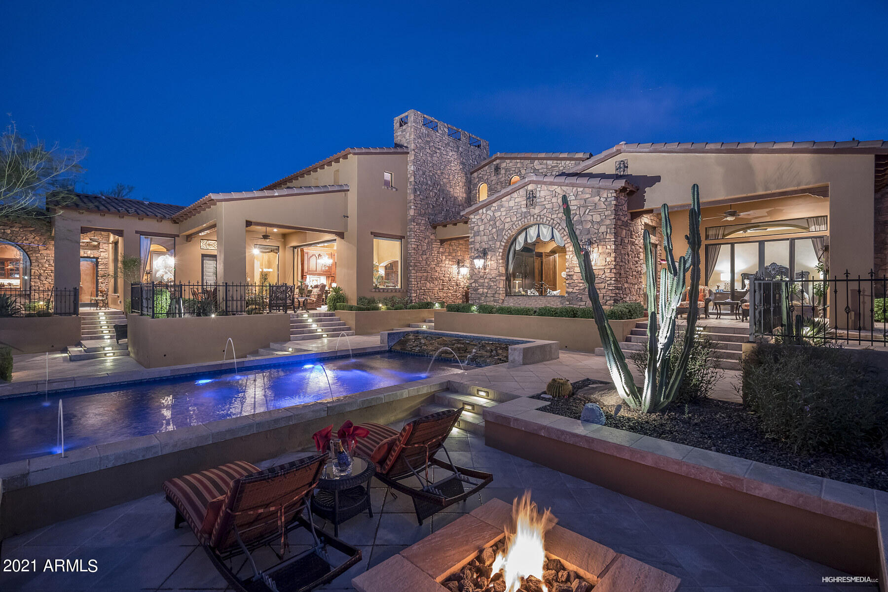 LAS SENDAS - Residential