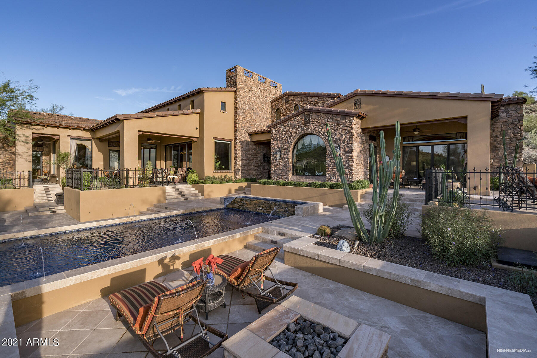 LAS SENDAS - Residential