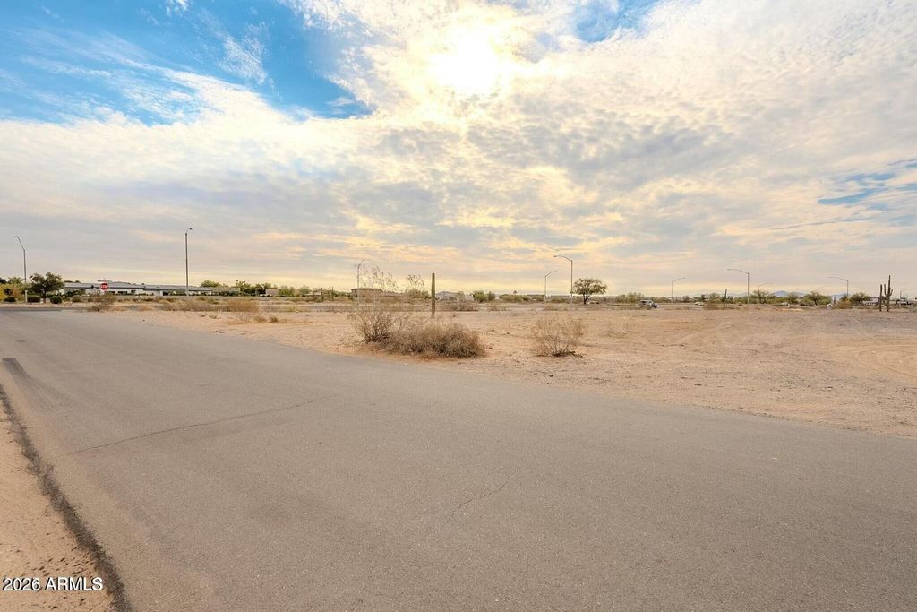 Photo of 10000 W Avenida Del Sol #1, Peoria, AZ 85383 (MLS # 7020647)