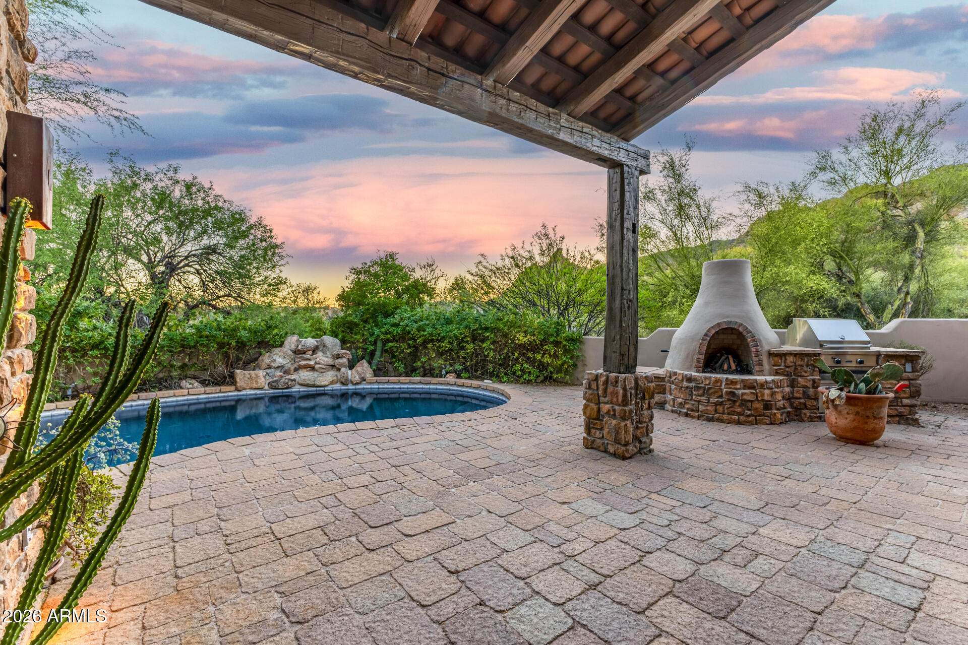 BOULDERS CAREFREE UNIT 4 PHASE 1 - Residential