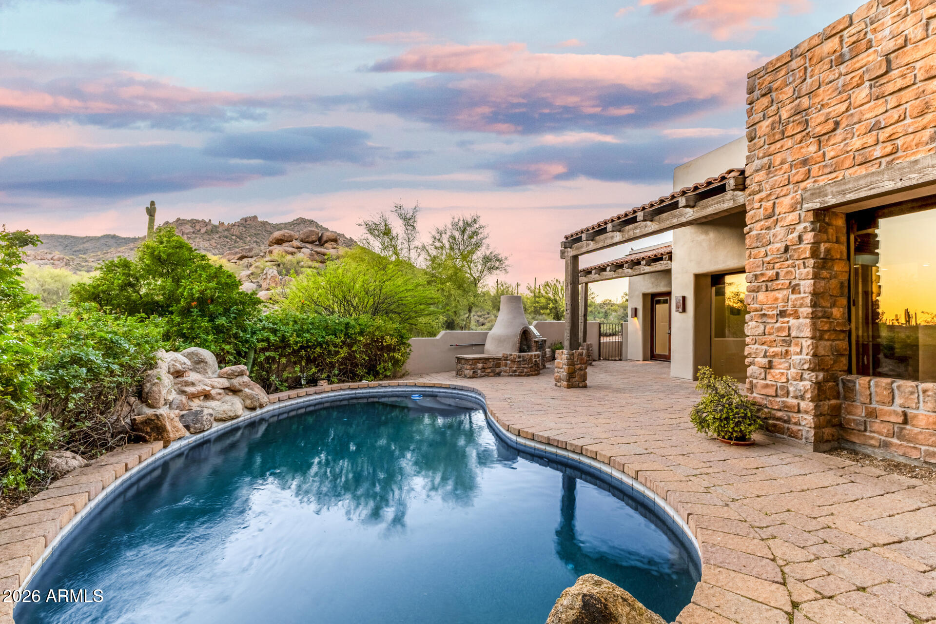 BOULDERS CAREFREE UNIT 4 PHASE 1 - Residential