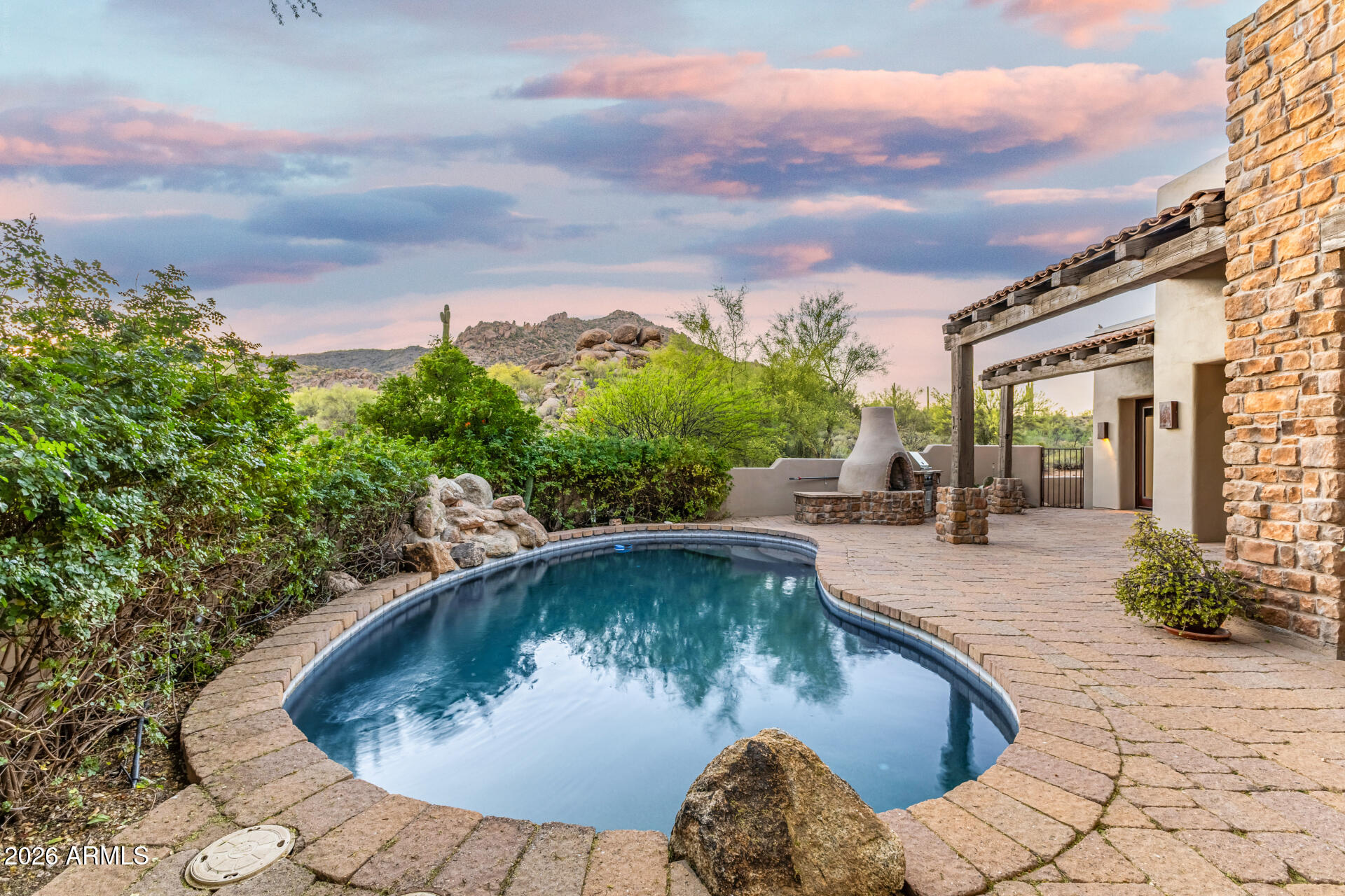 BOULDERS CAREFREE UNIT 4 PHASE 1 - Residential