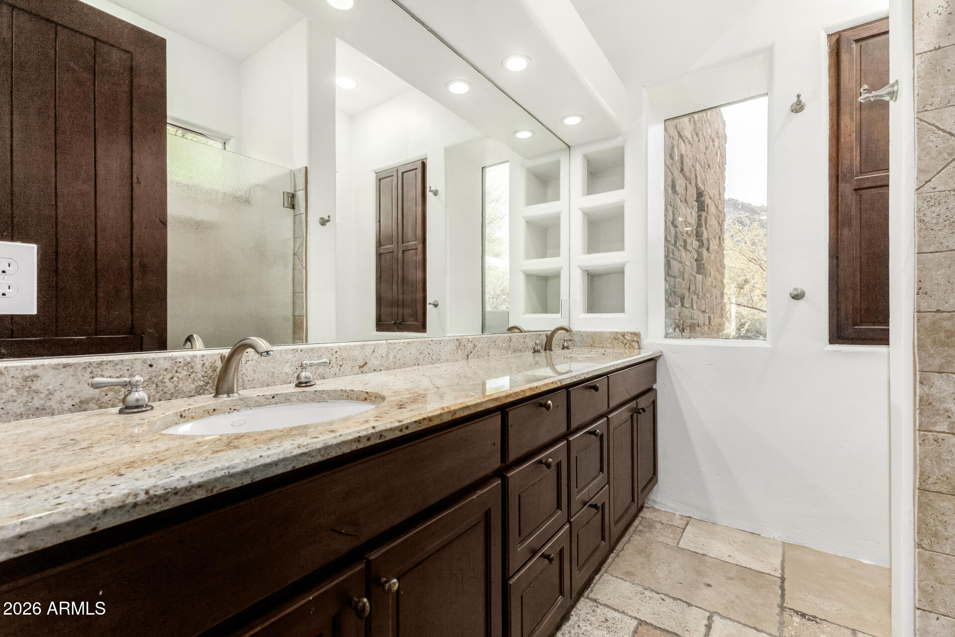 BOULDERS CAREFREE UNIT 4 PHASE 1 - Residential