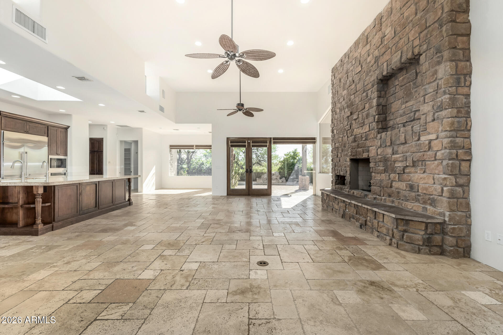 BOULDERS CAREFREE UNIT 4 PHASE 1 - Residential