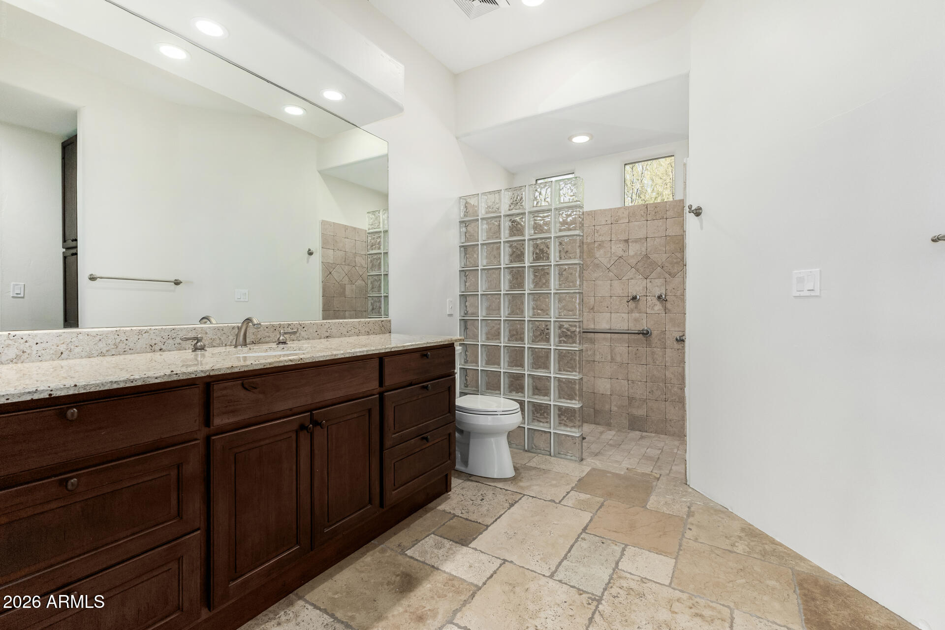 BOULDERS CAREFREE UNIT 4 PHASE 1 - Residential