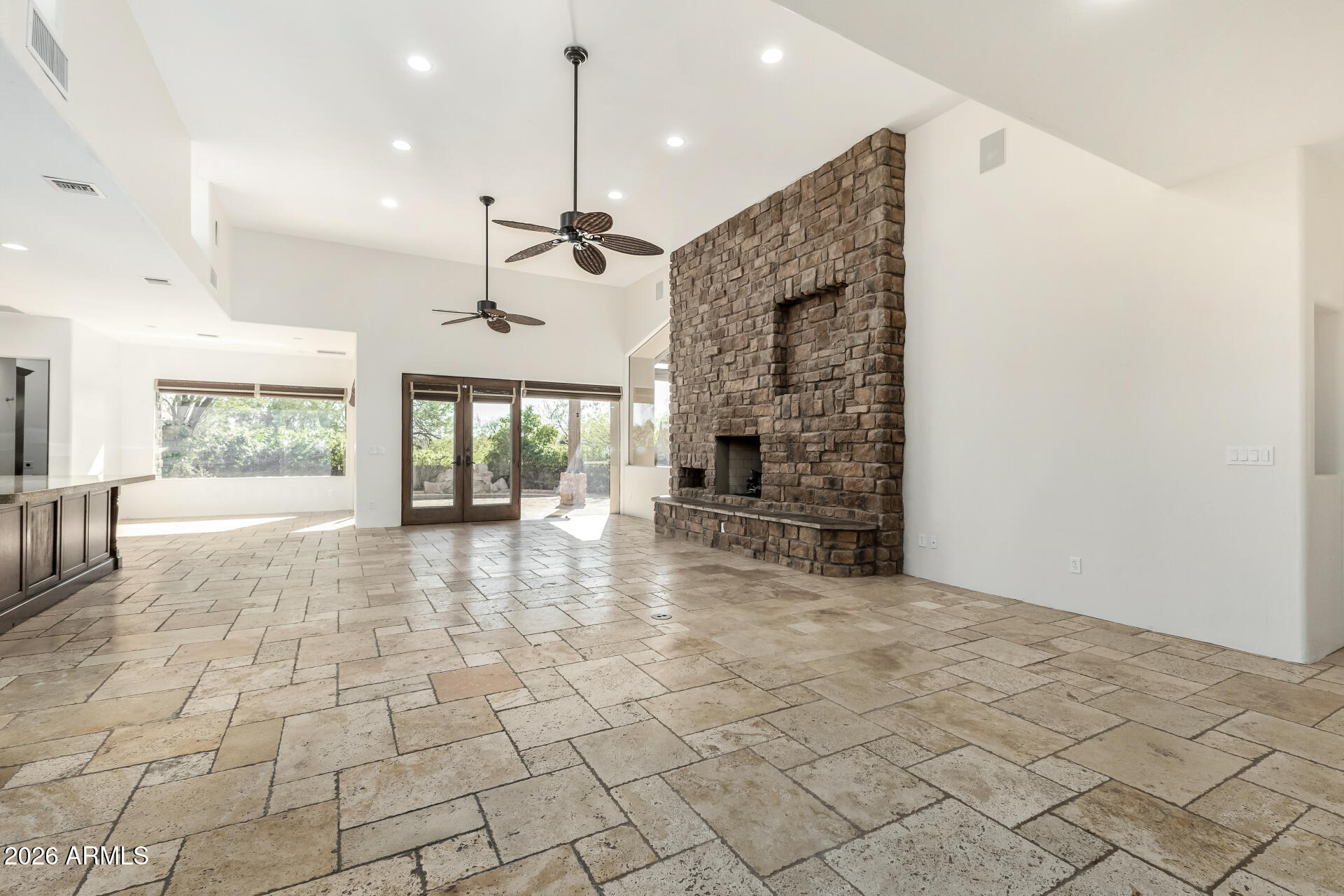 BOULDERS CAREFREE UNIT 4 PHASE 1 - Residential