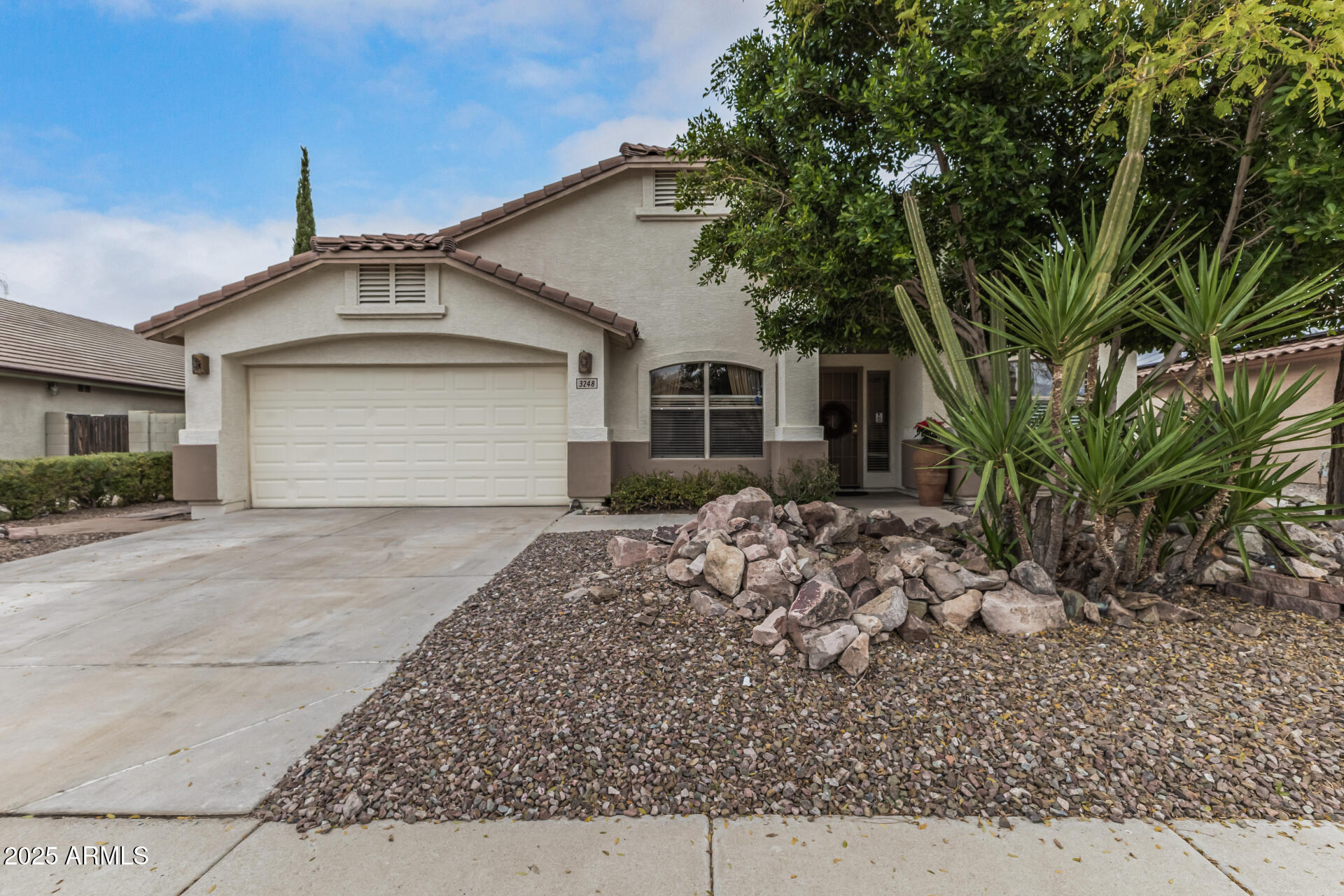 3248 W Casitas Del Rio Drive