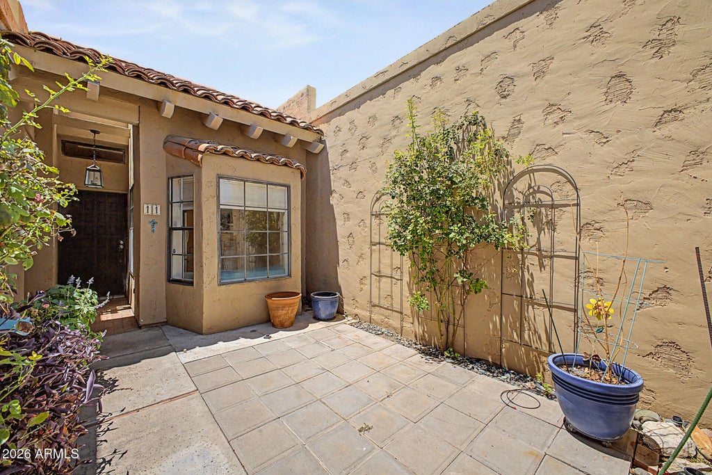 Photo of 7318 E Palo Verde Drive #11, Scottsdale, AZ 85250 (MLS # 7039144)