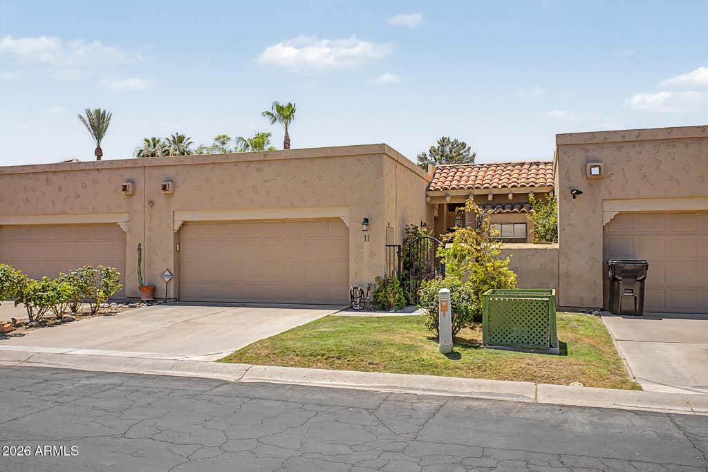 Photo of 7318 E Palo Verde Drive #11, Scottsdale, AZ 85250 (MLS # 7039144)