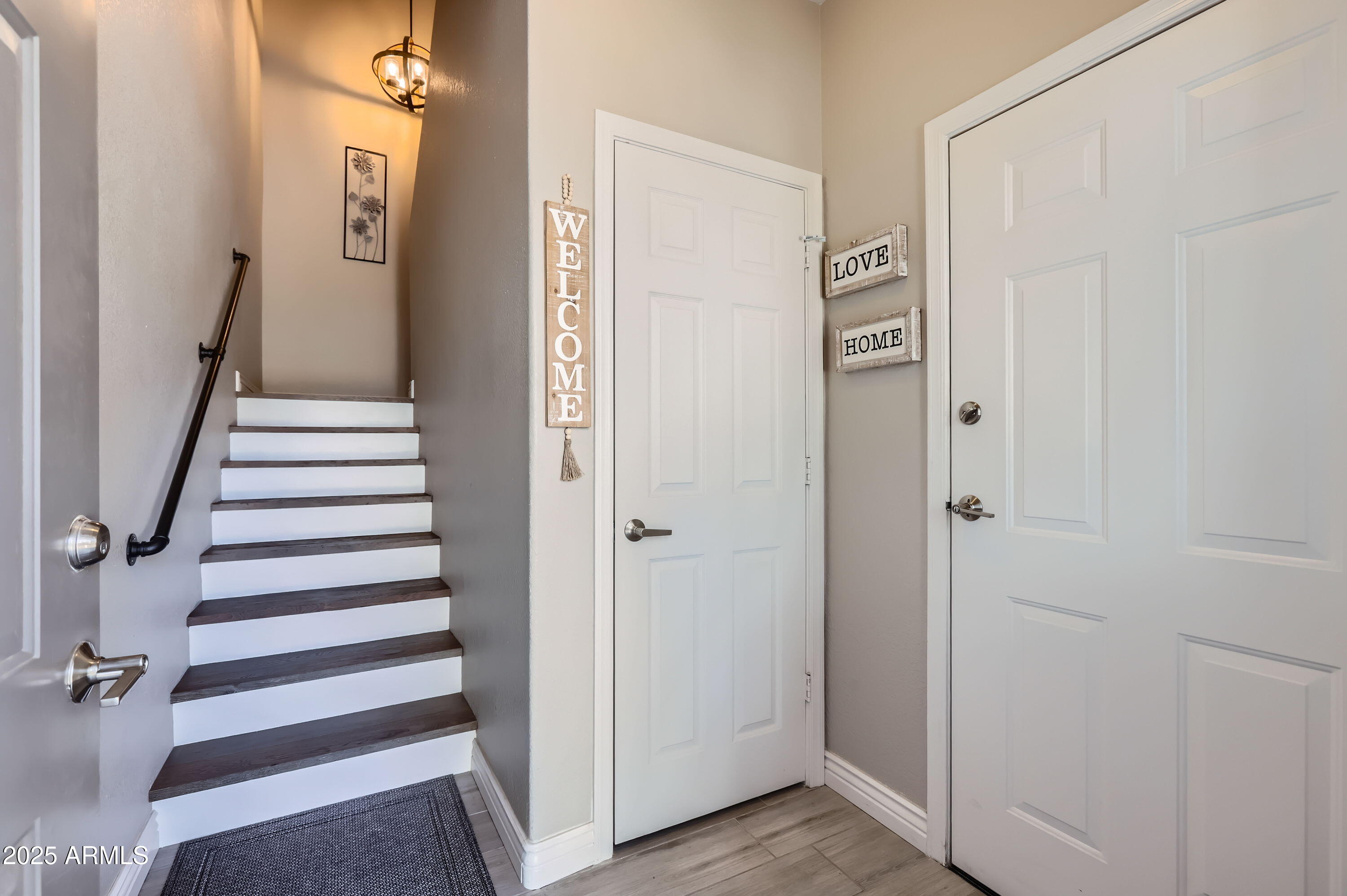 7401 W ARROWHEAD CLUBHOUSE Drive 2045