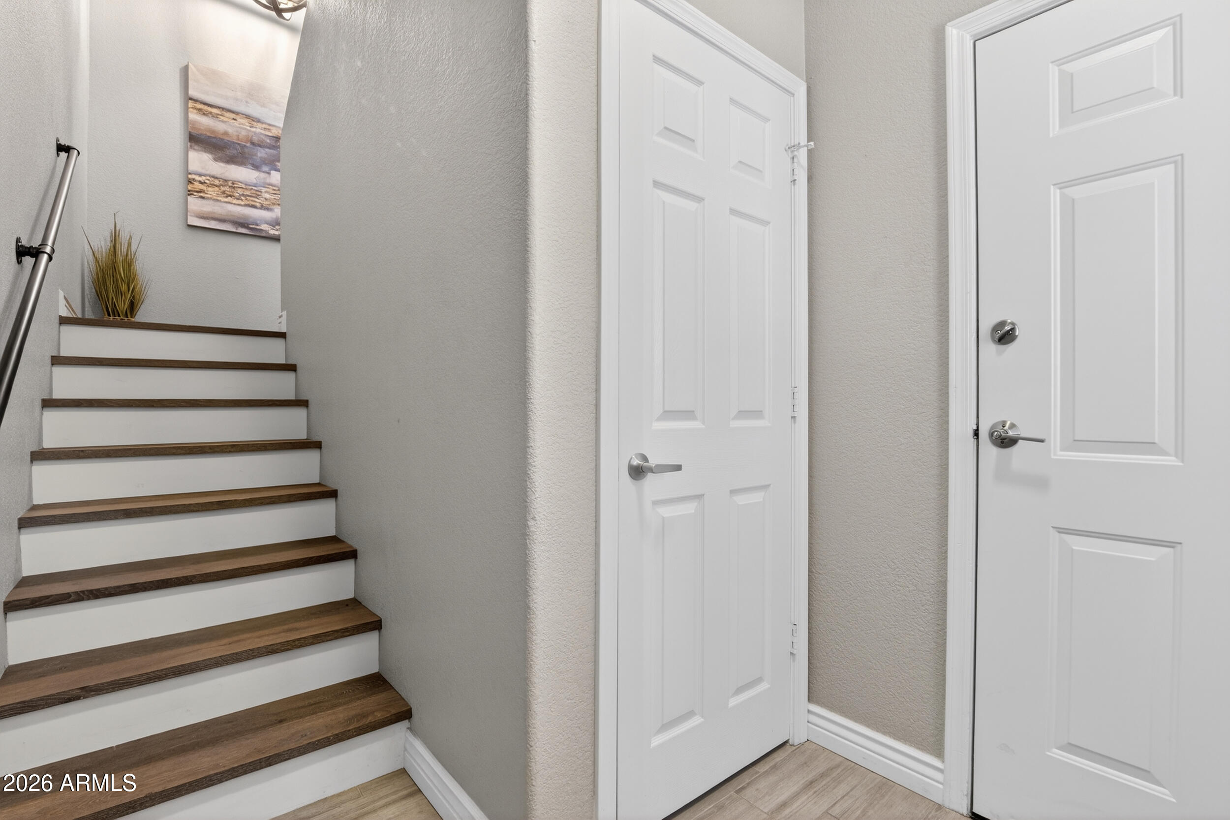 7401 W ARROWHEAD CLUBHOUSE Drive 2045