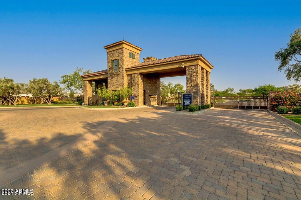 Photo of 2665 E Hummingbird Way, Gilbert, AZ 85297 (MLS # 6993382)