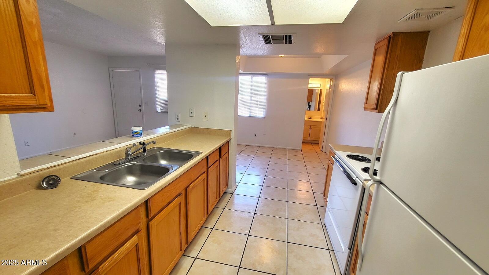 4023 S 44TH Street