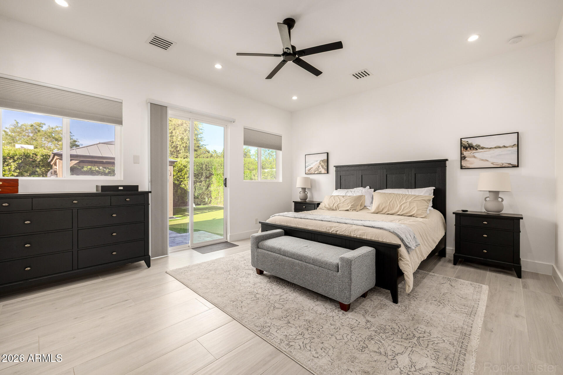 6912 E THUNDERBIRD Road