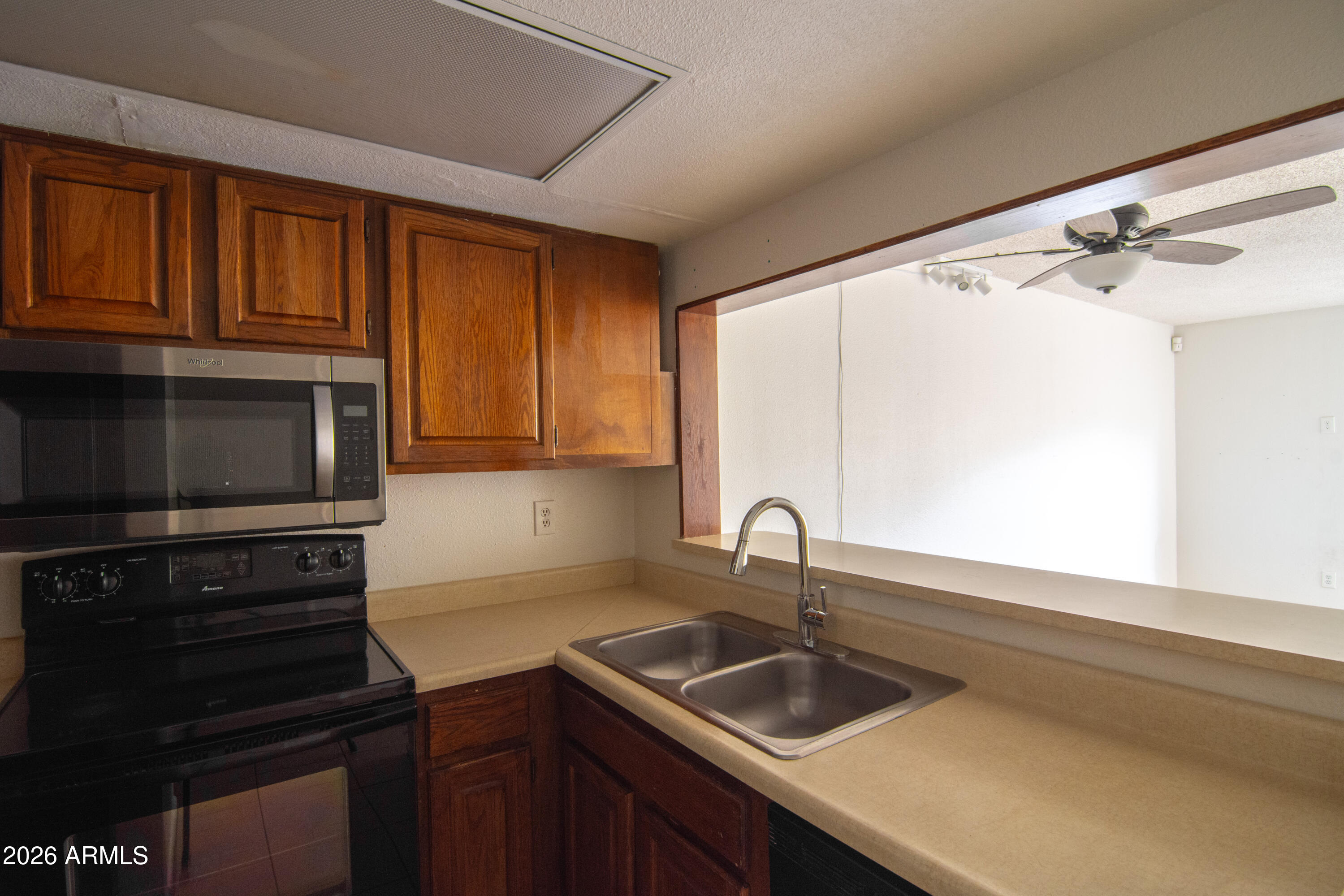 4221 E Almeria Road Unit 7