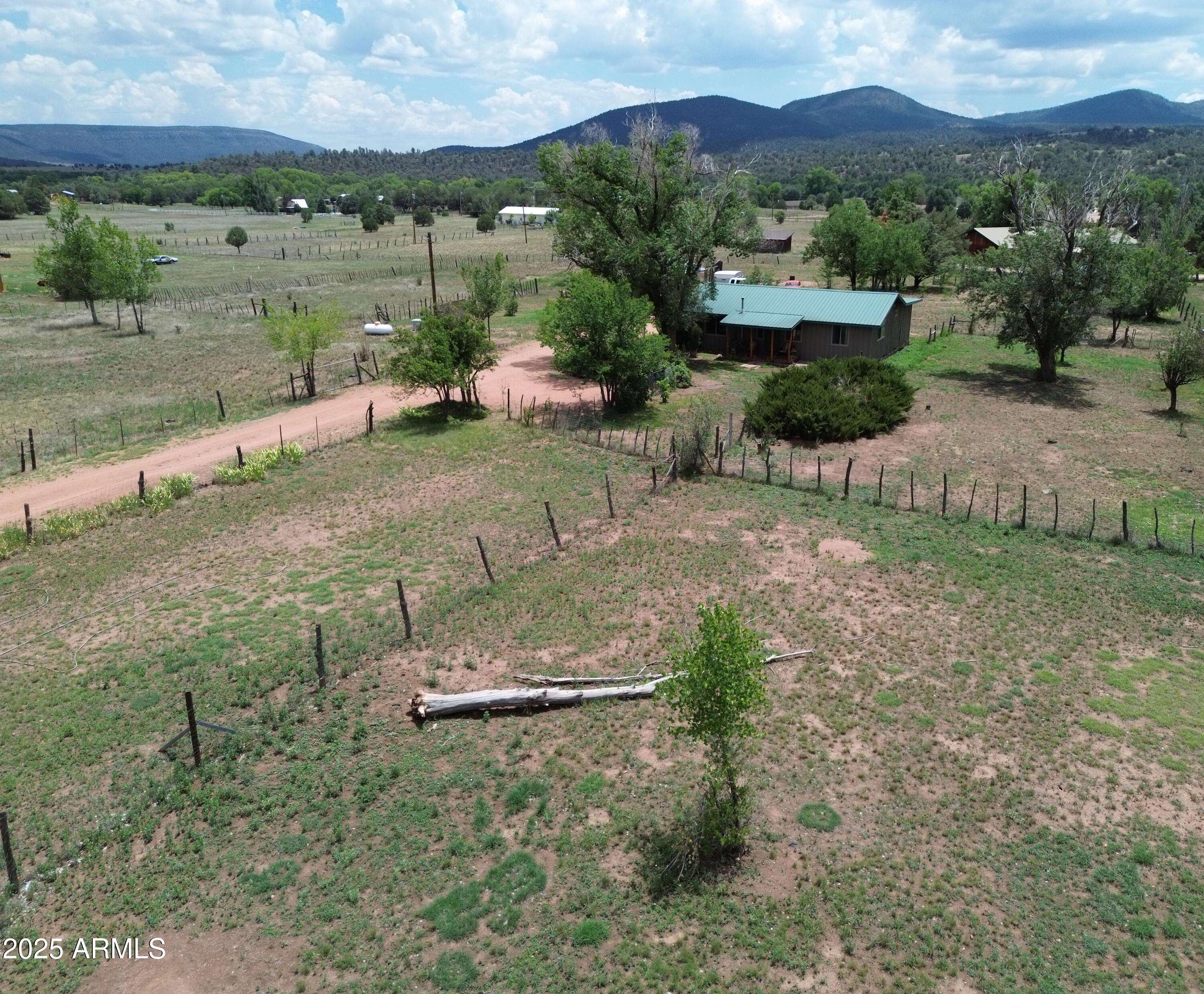 47823 N AZ HIGHWAY 288 --