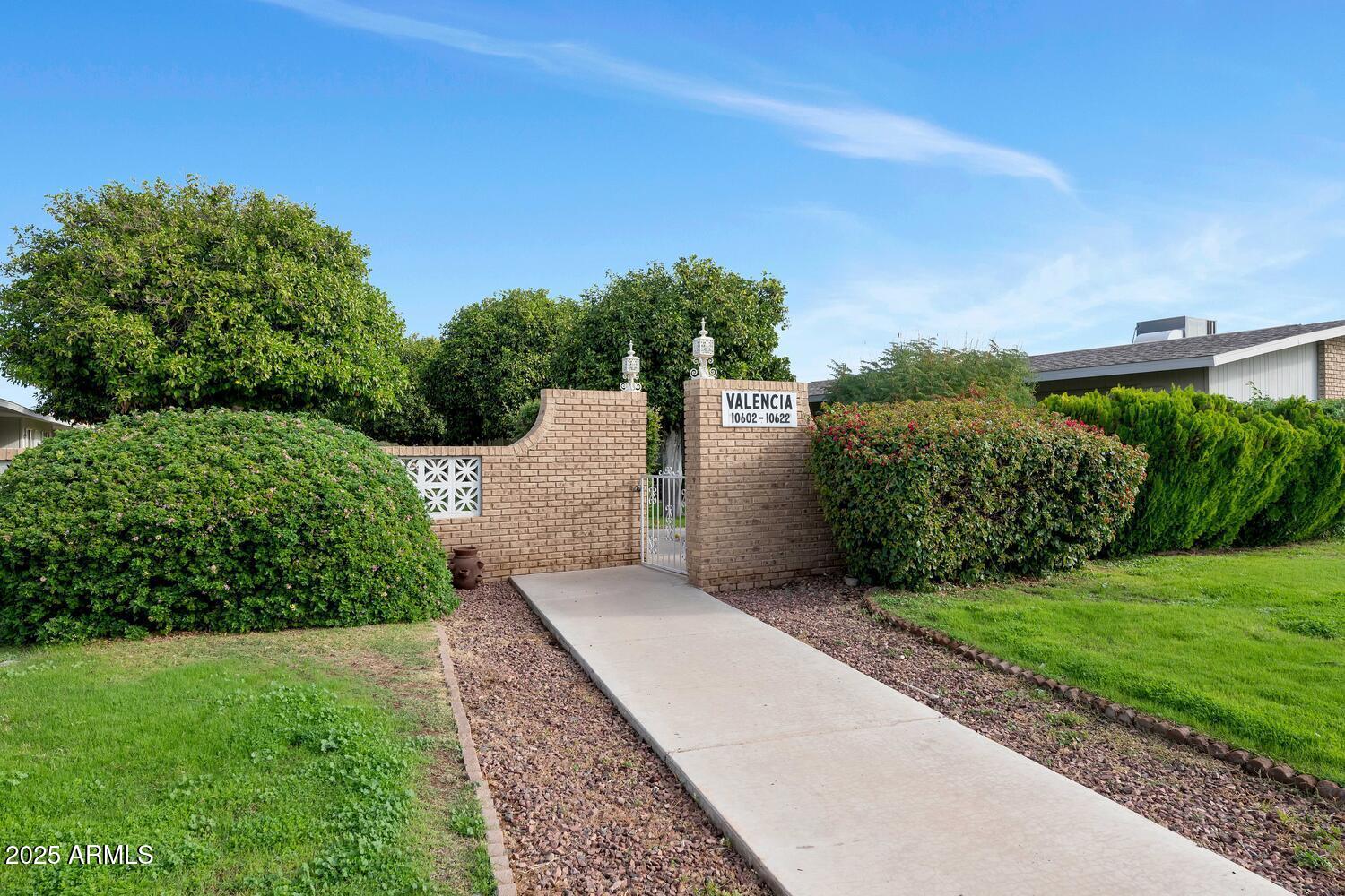 10612 W COGGINS Drive