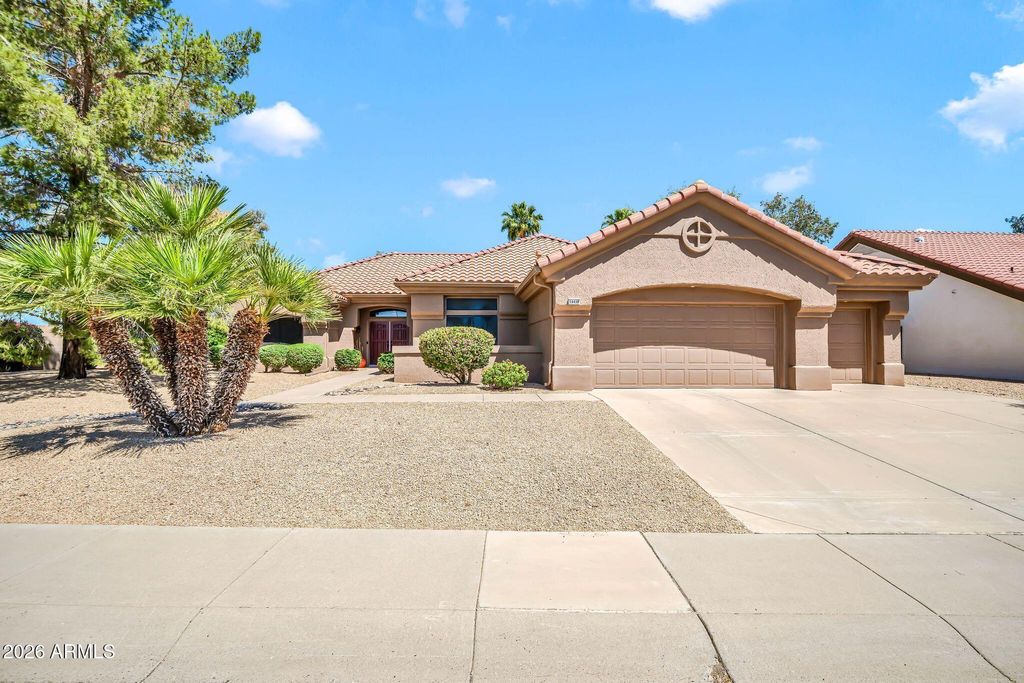Photo of 14430 W Parada Drive, Sun City West, AZ 85375 (MLS # 7012683)