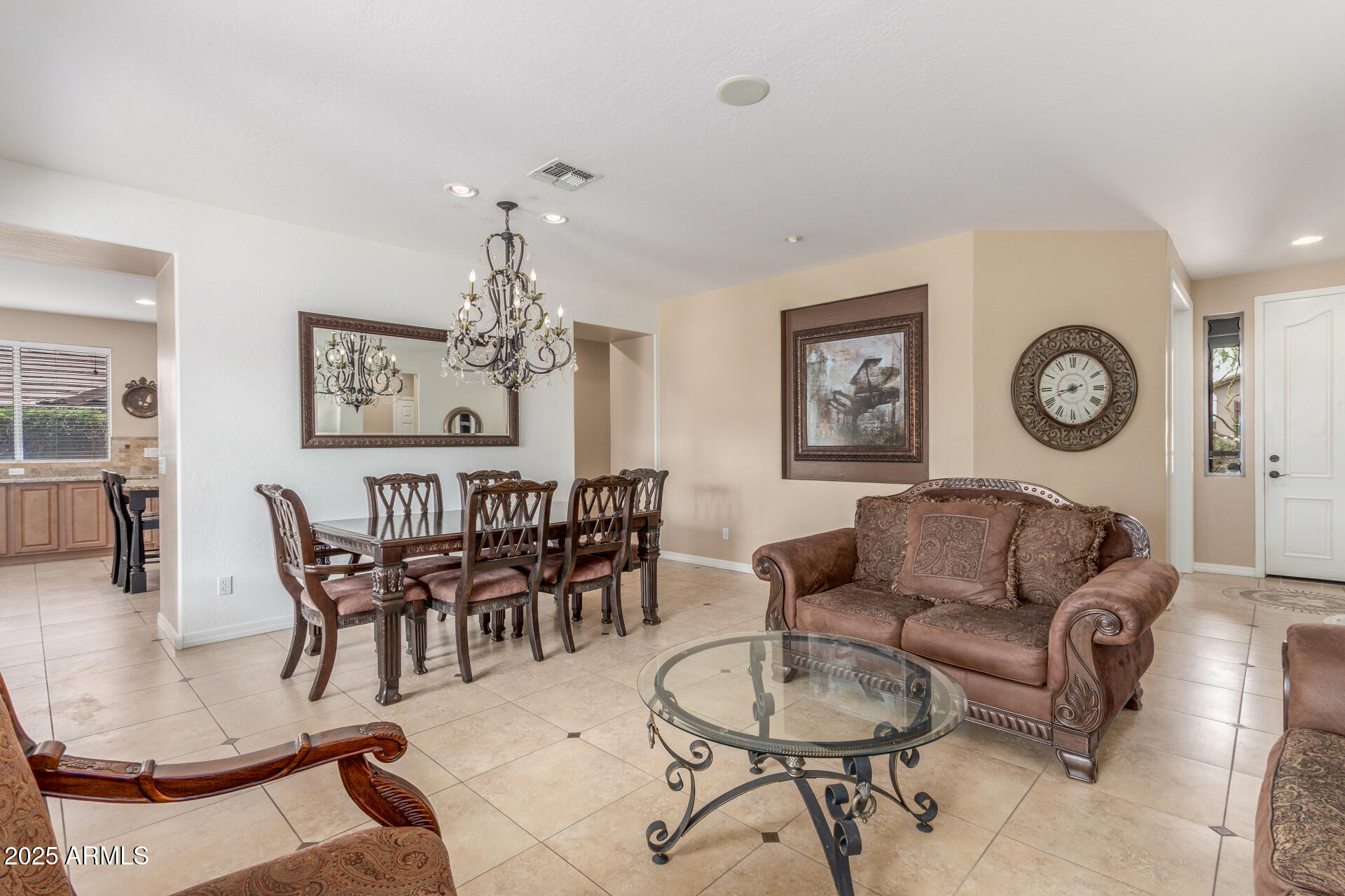 3613 W PLYMOUTH Drive