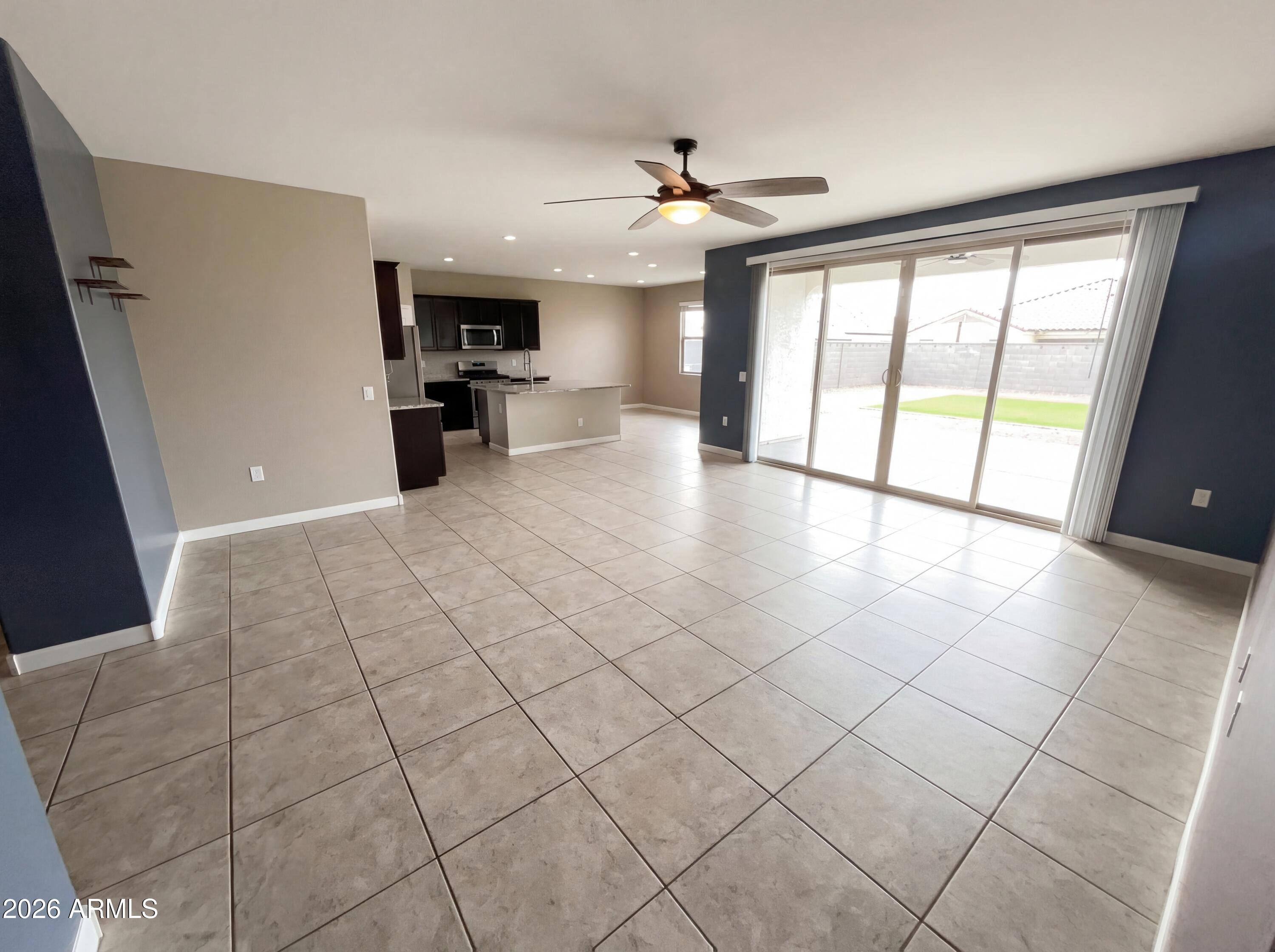 30853 W PINCHOT Court