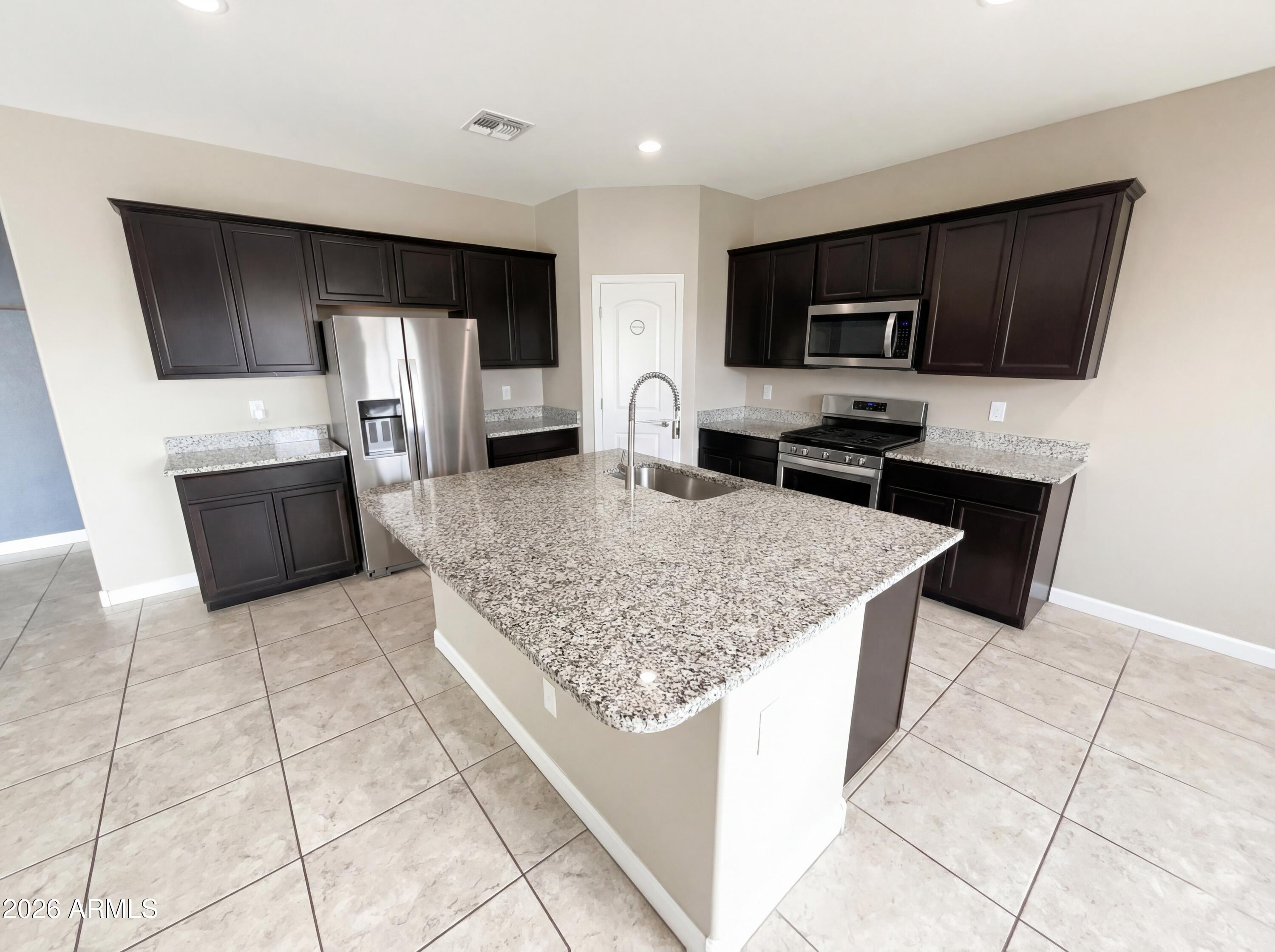 30853 W PINCHOT Court