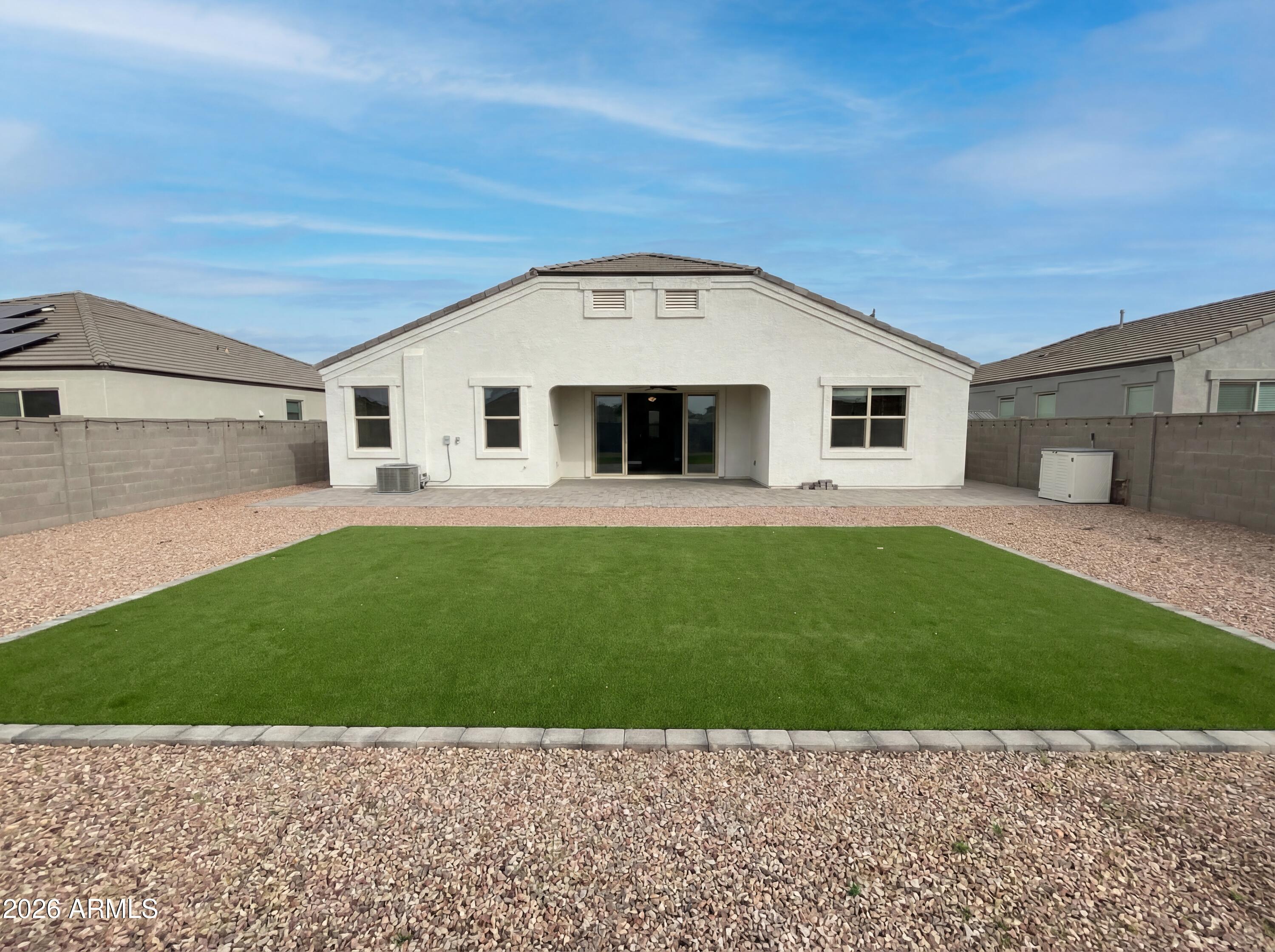 30853 W PINCHOT Court