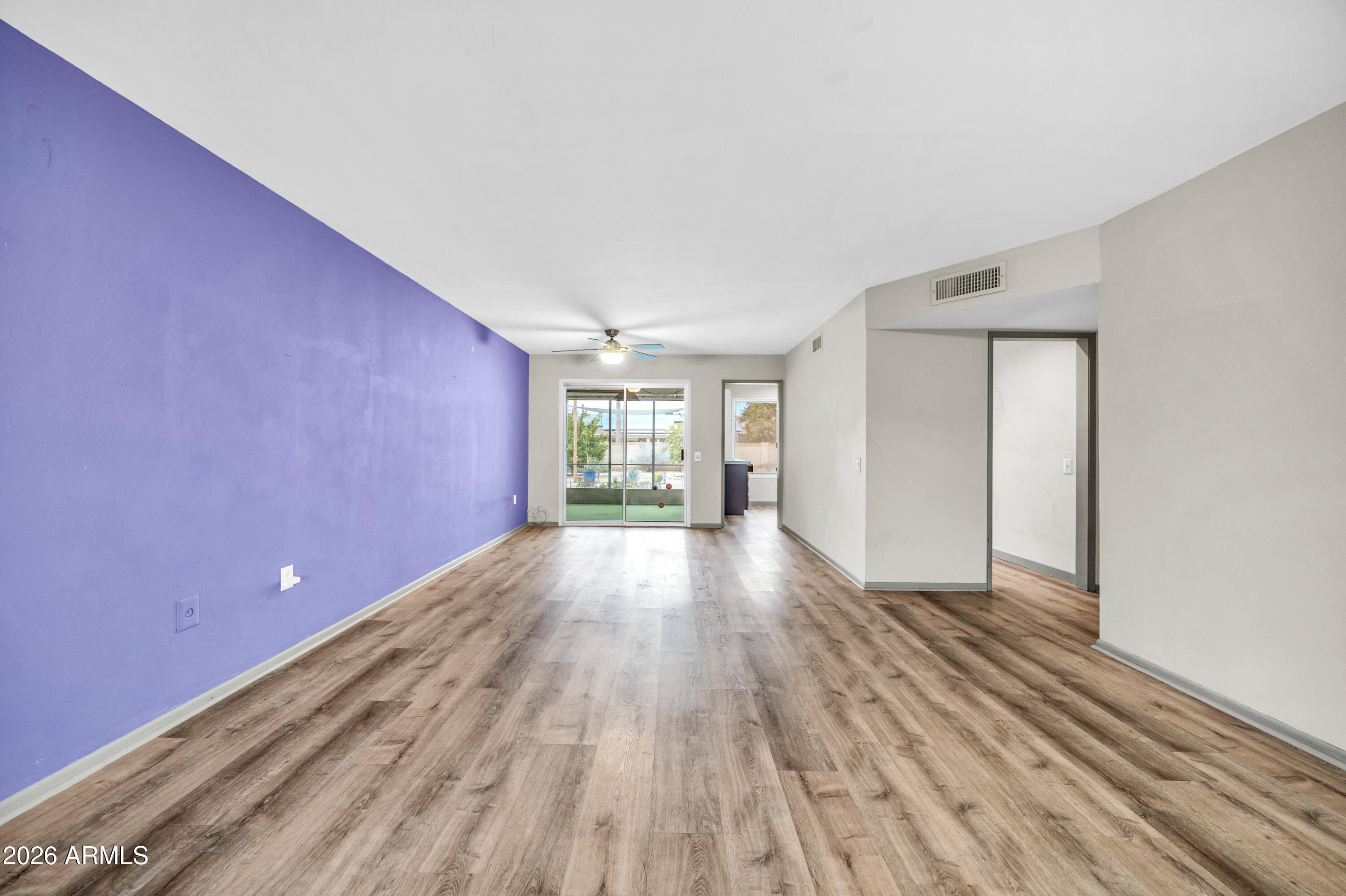 9422 W MANZANITA Drive