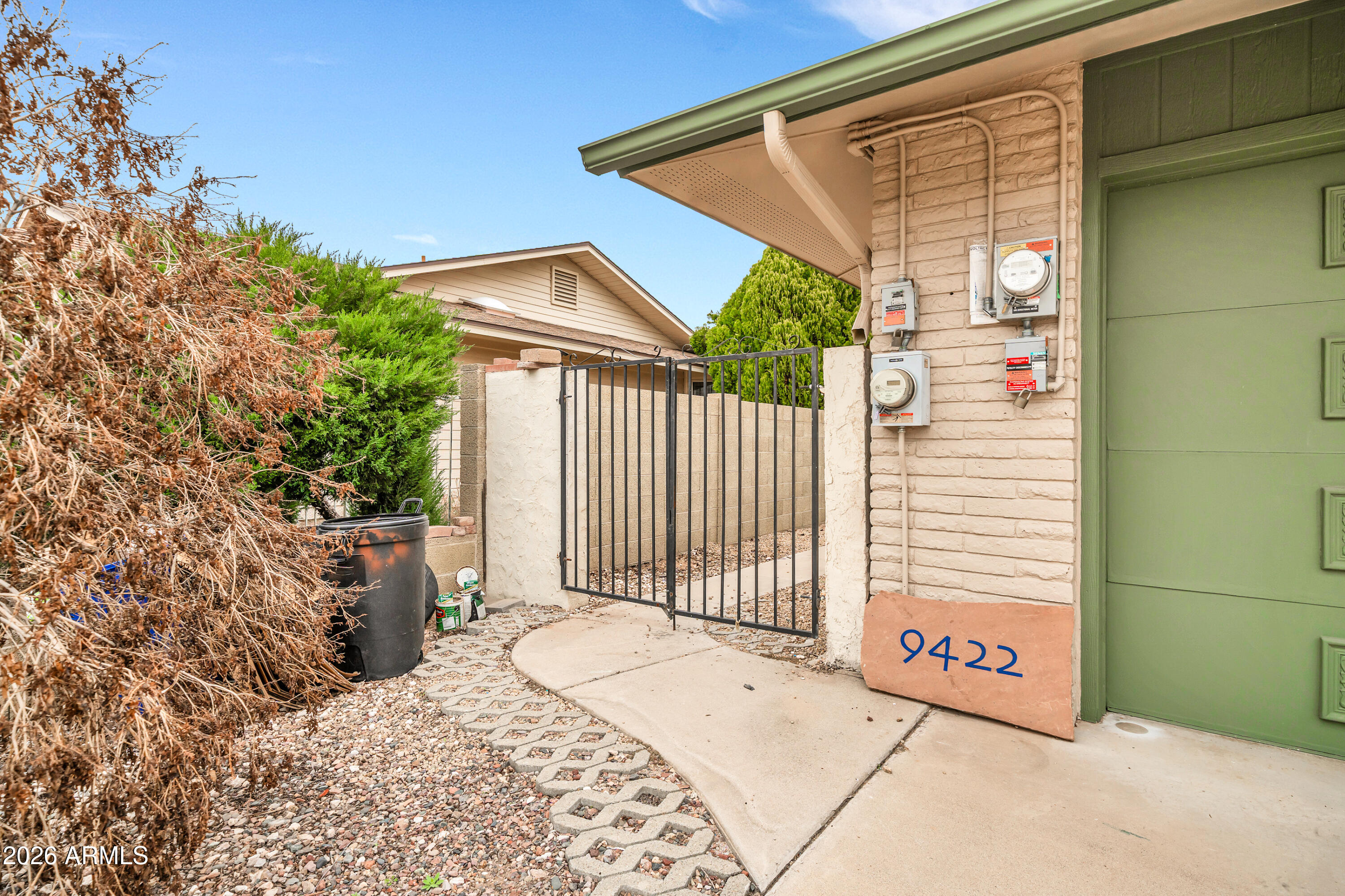 9422 W MANZANITA Drive