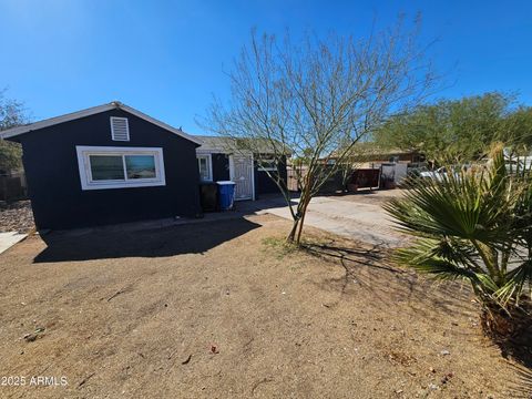 2205 W HADLEY Street Phoenix AZ 85009