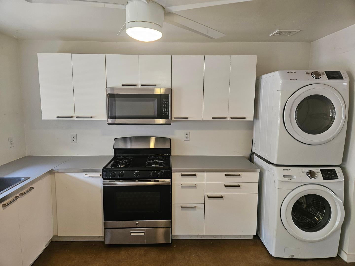 802 W Turney Avenue 12A