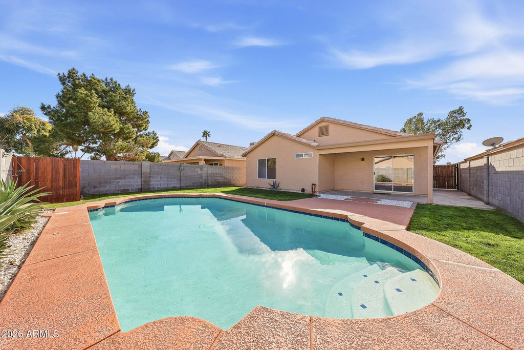 Photo of 10432 W Reade Avenue, Glendale, AZ 85307 (MLS # 6975957)