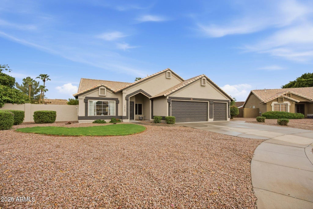 Photo of 2565 S Brighton, Mesa, AZ 85209 (MLS # 7086525)