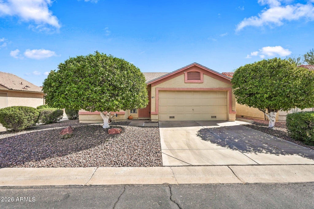 Photo of 1873 E Peach Tree Drive, Chandler, AZ 85249 (MLS # 7087879)