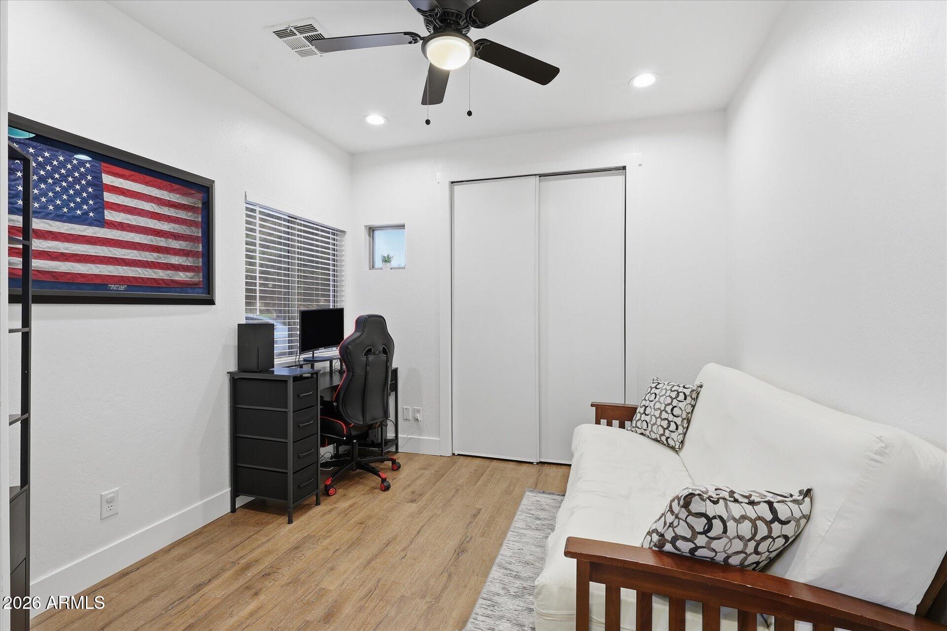 Properties 4 1140 S CERISE --