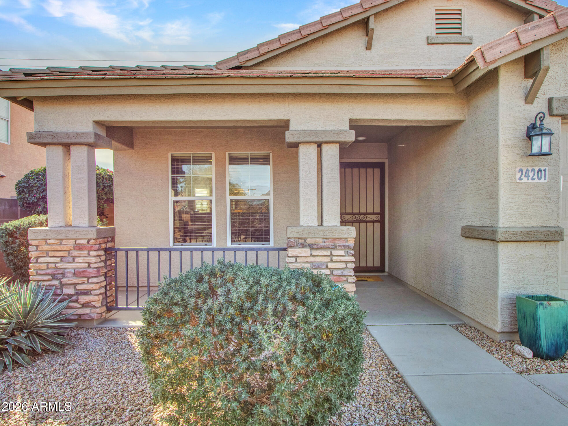 24201 W DESERT BLOOM Street