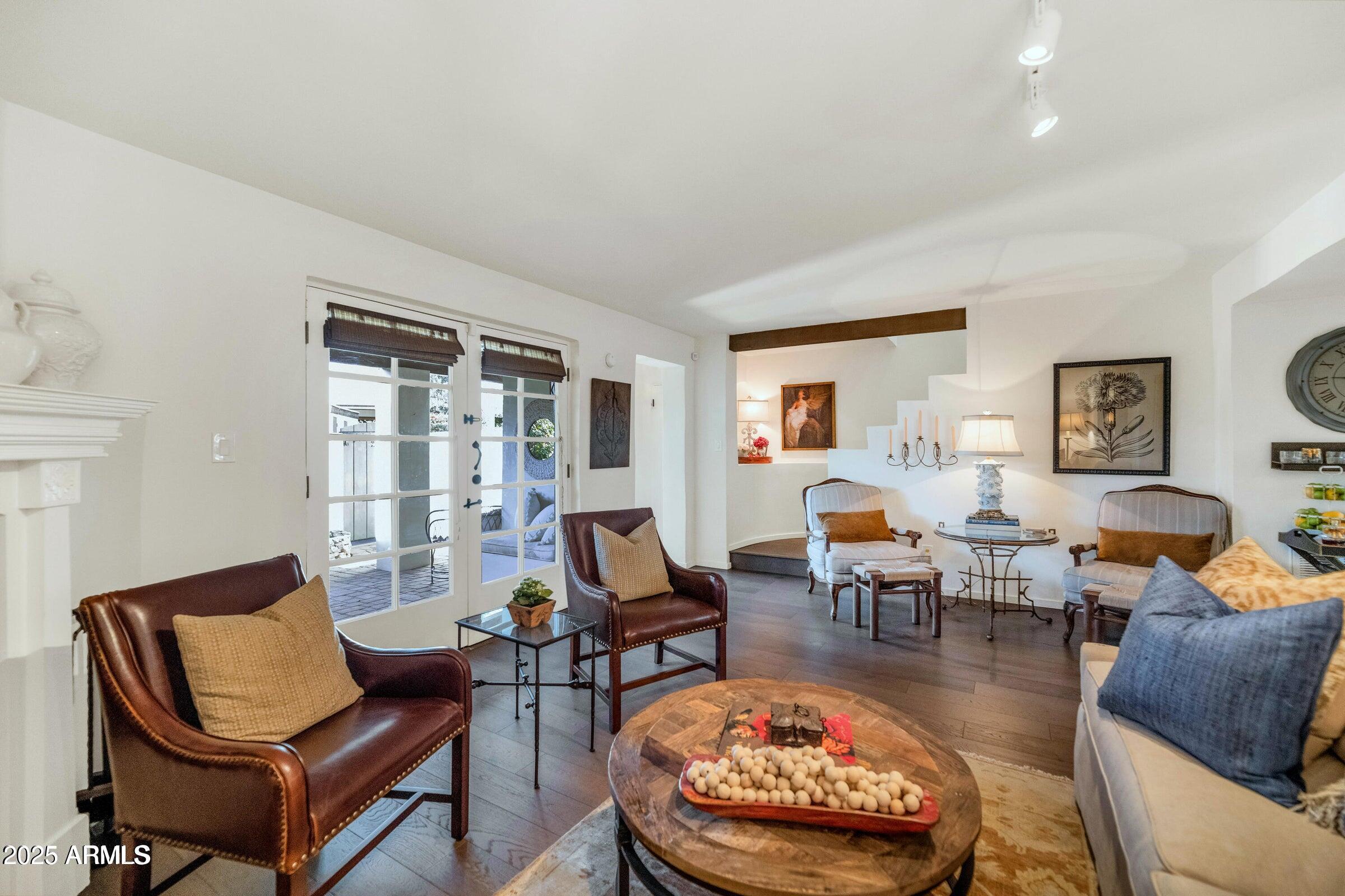 5101 N CASA BLANCA Drive 19