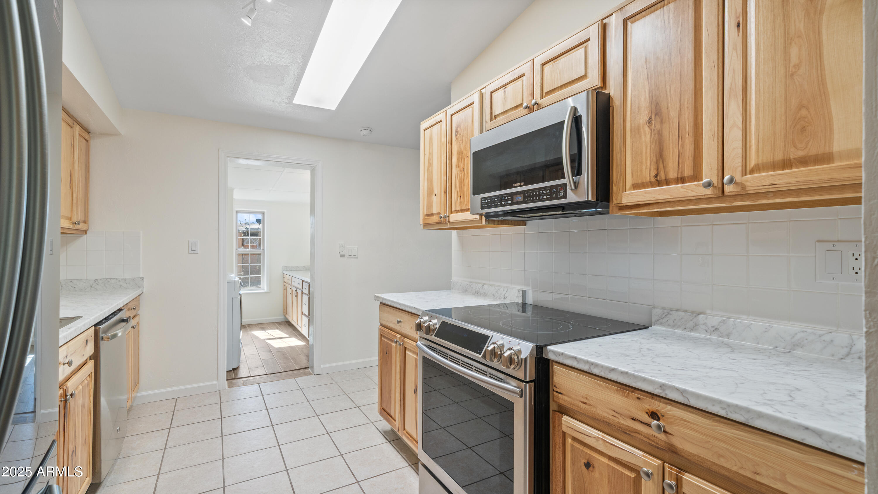 GARDEN CANYON 2 - Residential