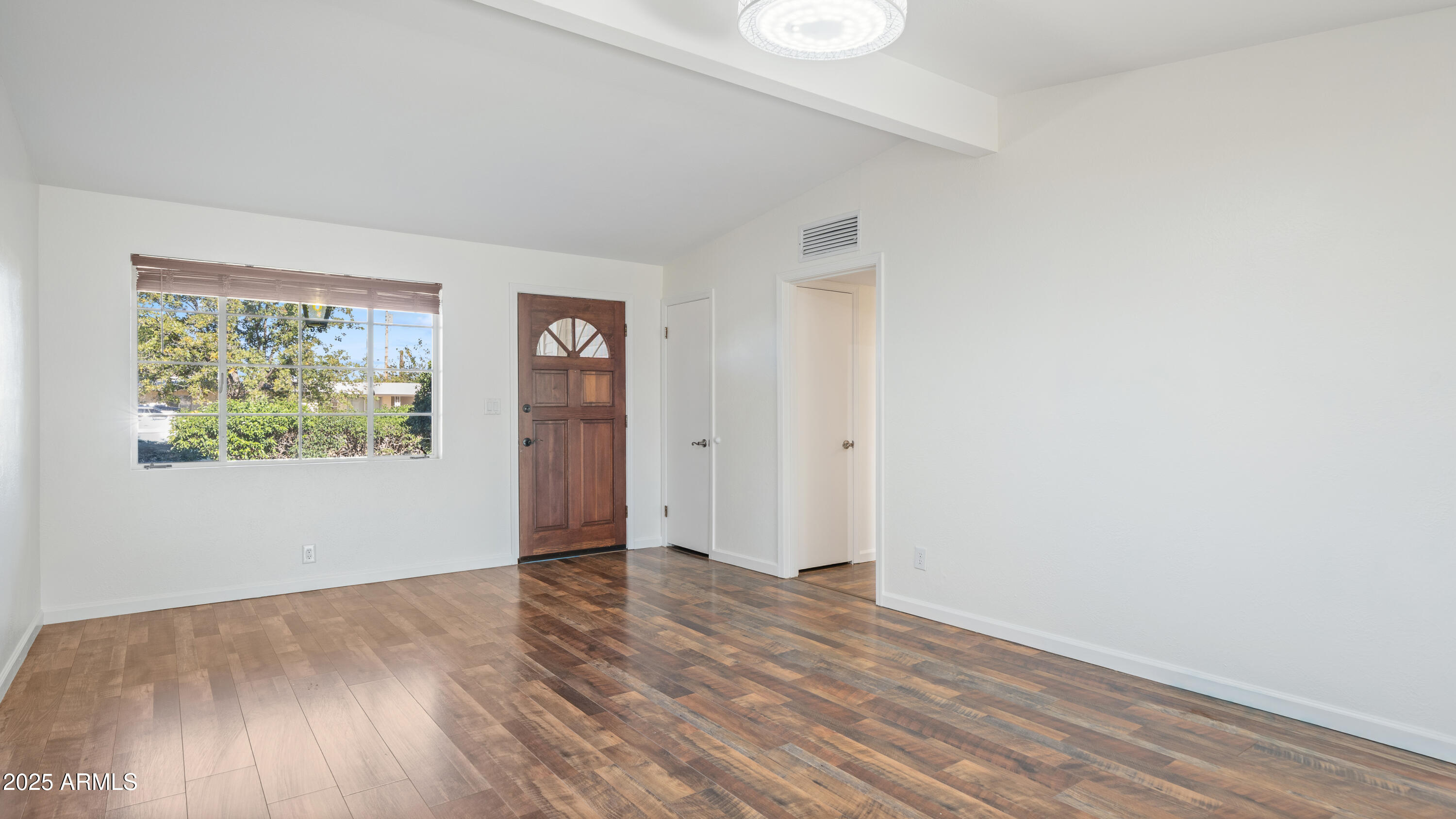 GARDEN CANYON 2 - Residential