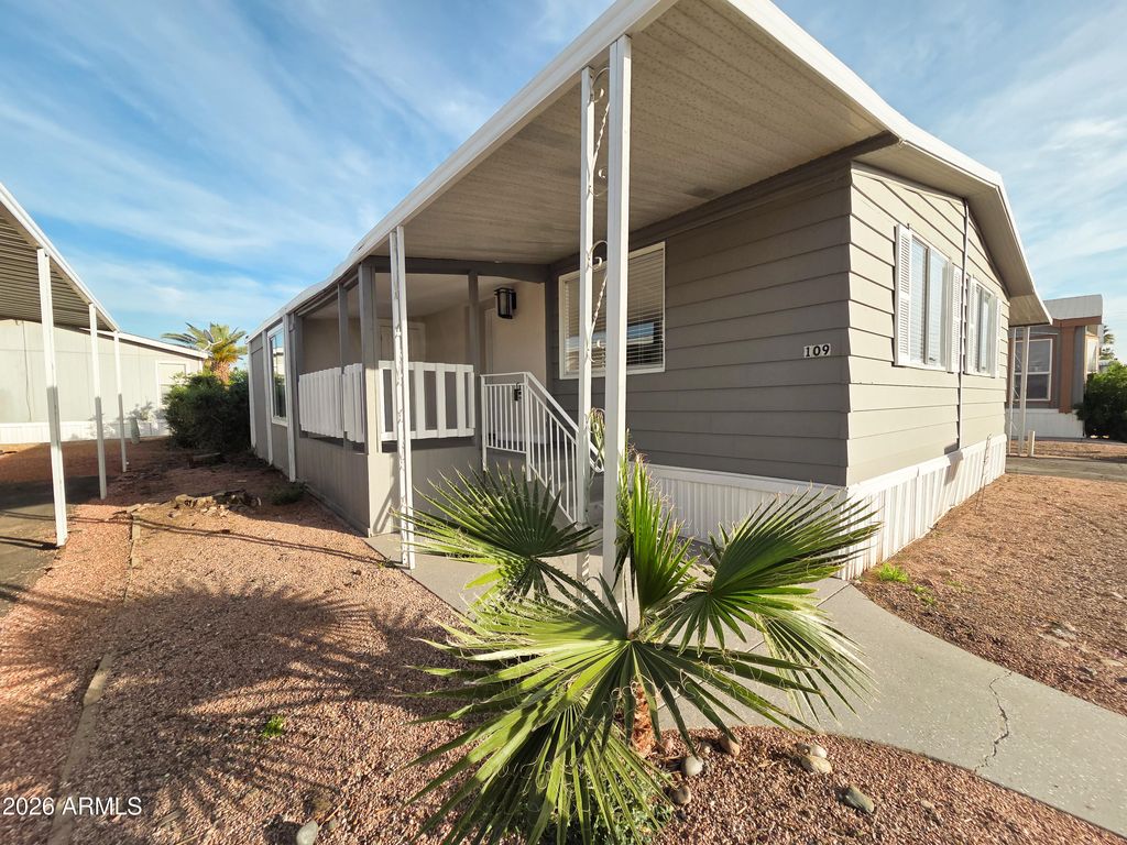 Photo of 2609 W Southern Avenue #109, Tempe, AZ 85282 (MLS # 6982682)