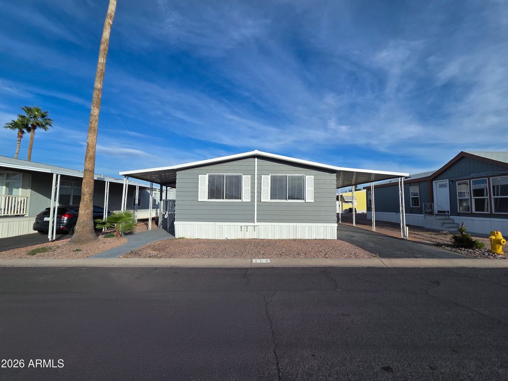 Photo of 2609 W Southern Avenue #109, Tempe, AZ 85282 (MLS # 6982682)