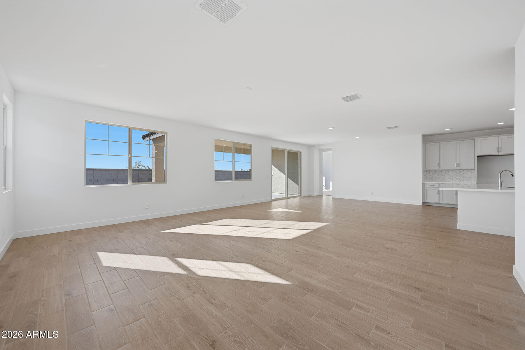 18363 W MOHAVE Street