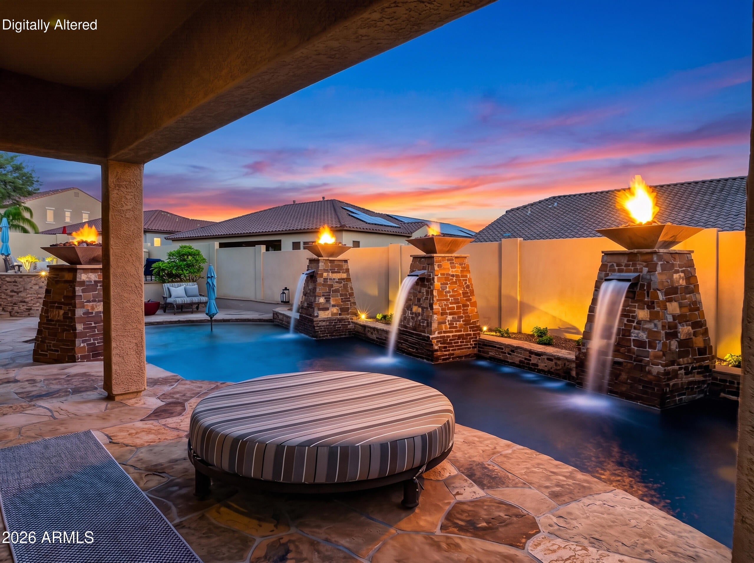 2539 W CAVALRY Drive
