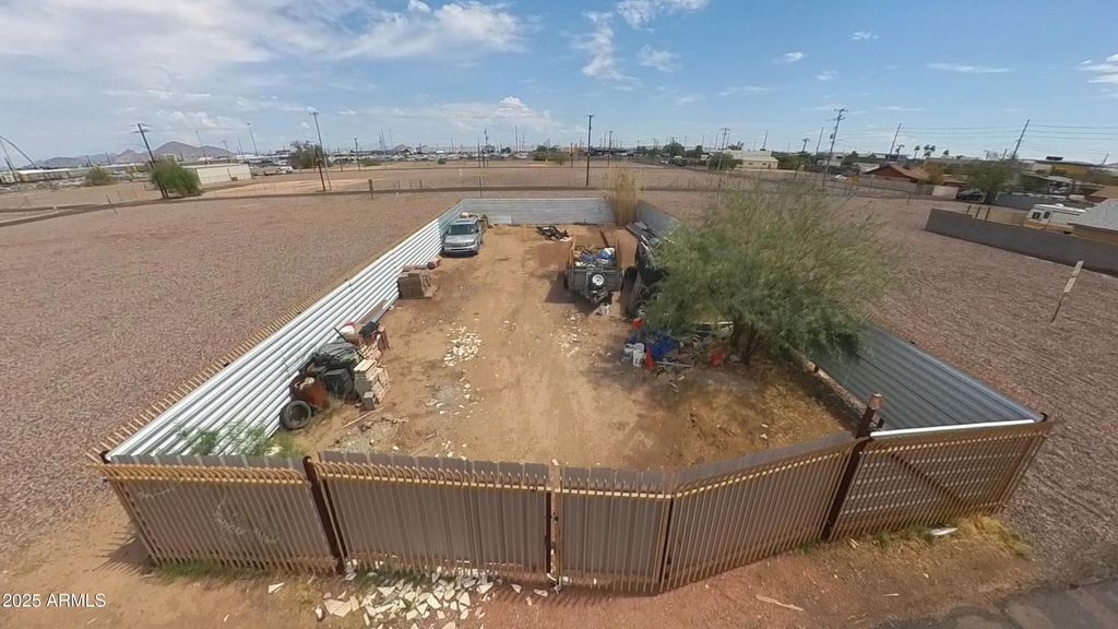 Photo of 815 S 9th Place #*, Phoenix, AZ 85034 (MLS # 6913851)