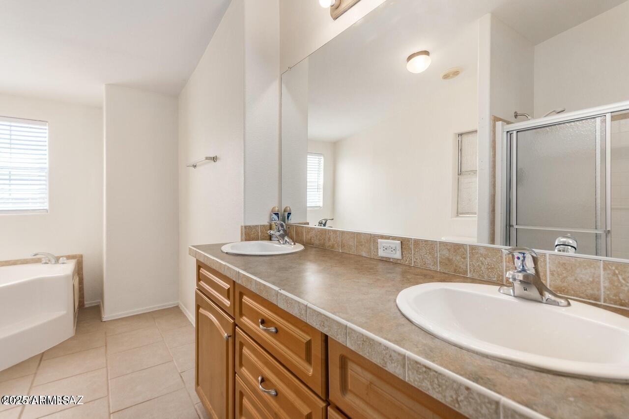 S33 T11S R10E - Residential