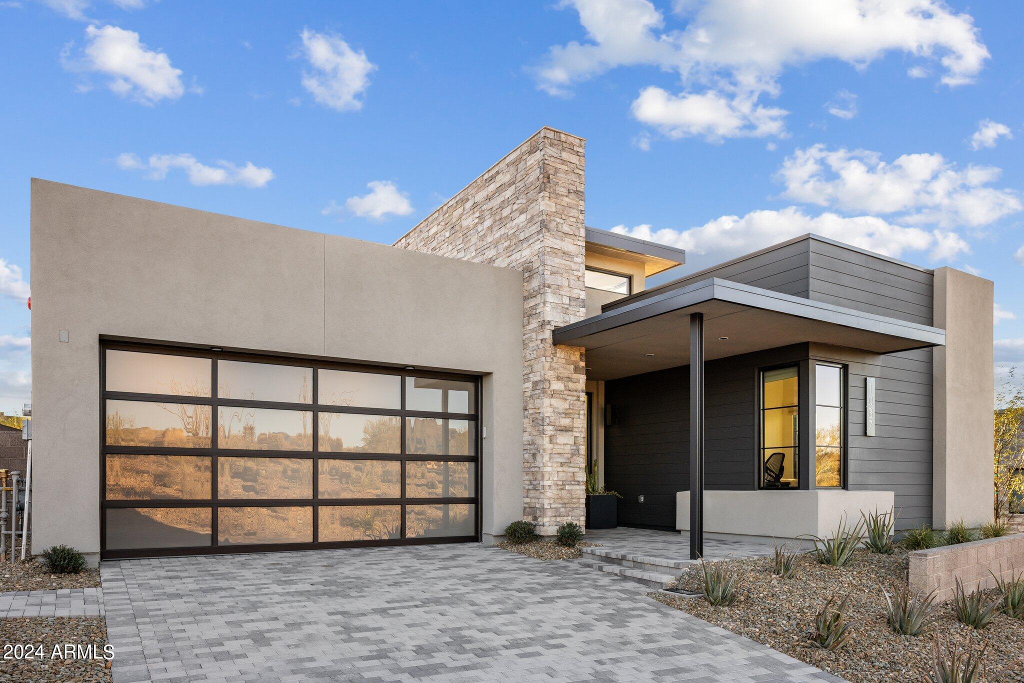 DESERT MOUNTAIN - Residential