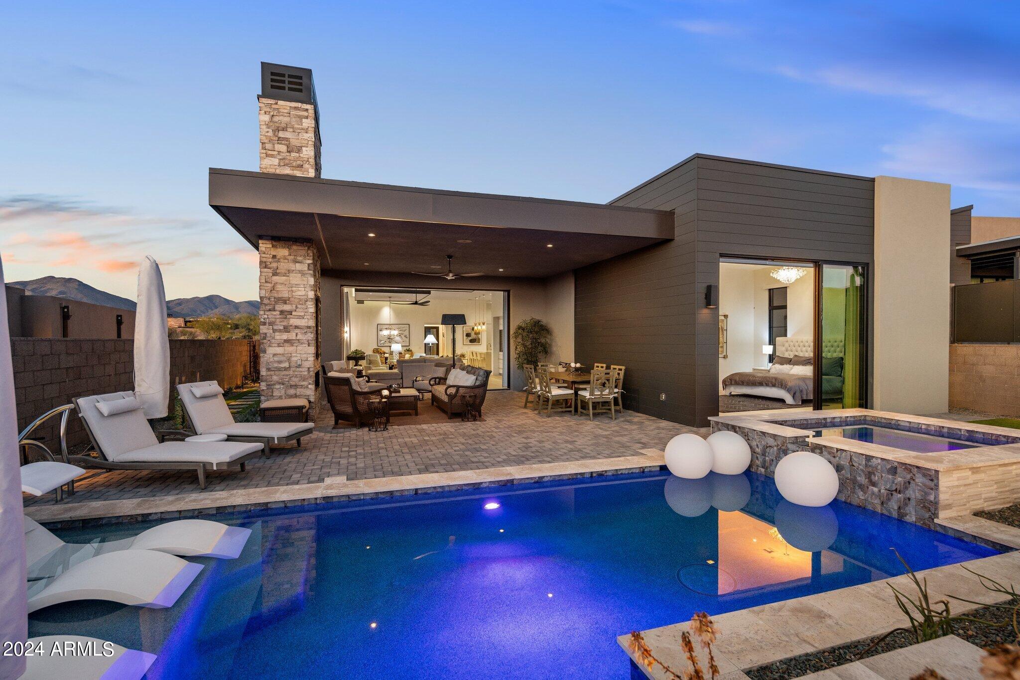 DESERT MOUNTAIN - Residential