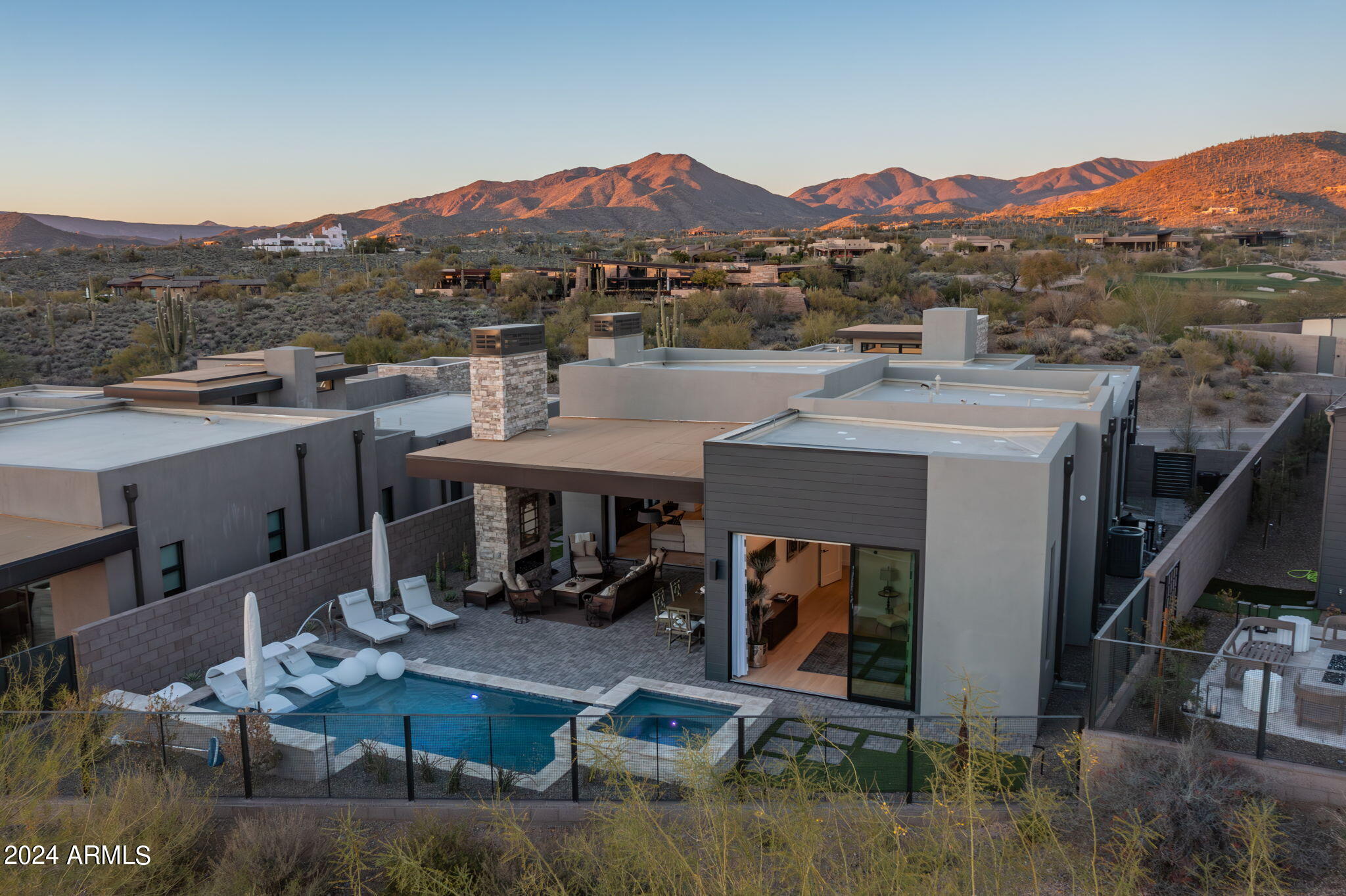 DESERT MOUNTAIN - Residential